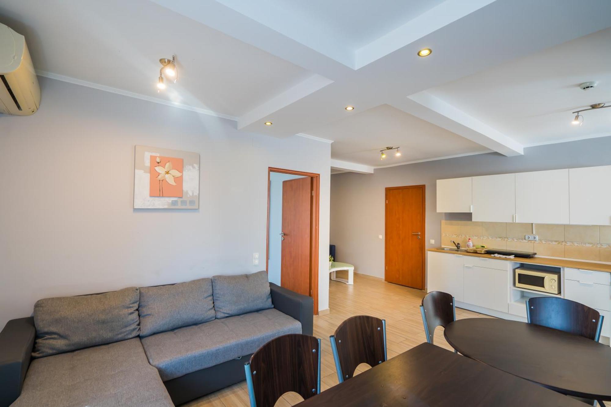 Apartment Riviera Apartmanhaz Siófok