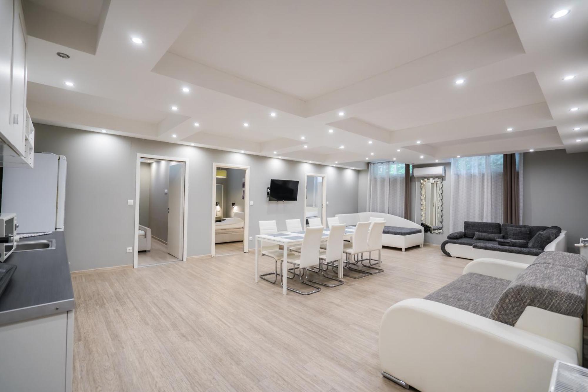 Riviera Apartmanhaz Apartment *